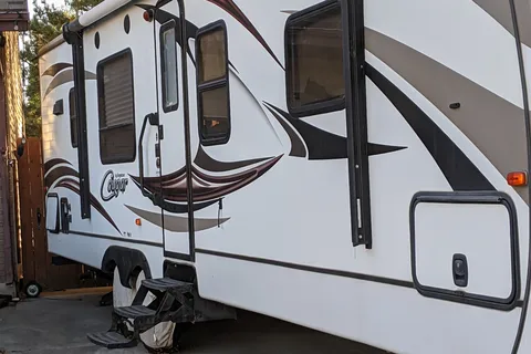 Sharon's Keystone Cougar Lite Travel Trailer