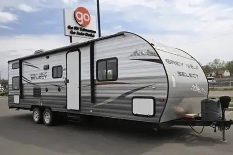 John & Nicole’s Forest River Grey Wolf 28BH Travel Trailer