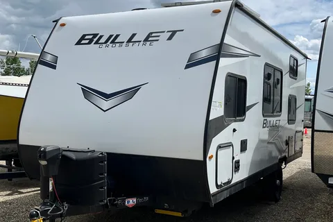 James's Keystone 1700BH Travel Trailer