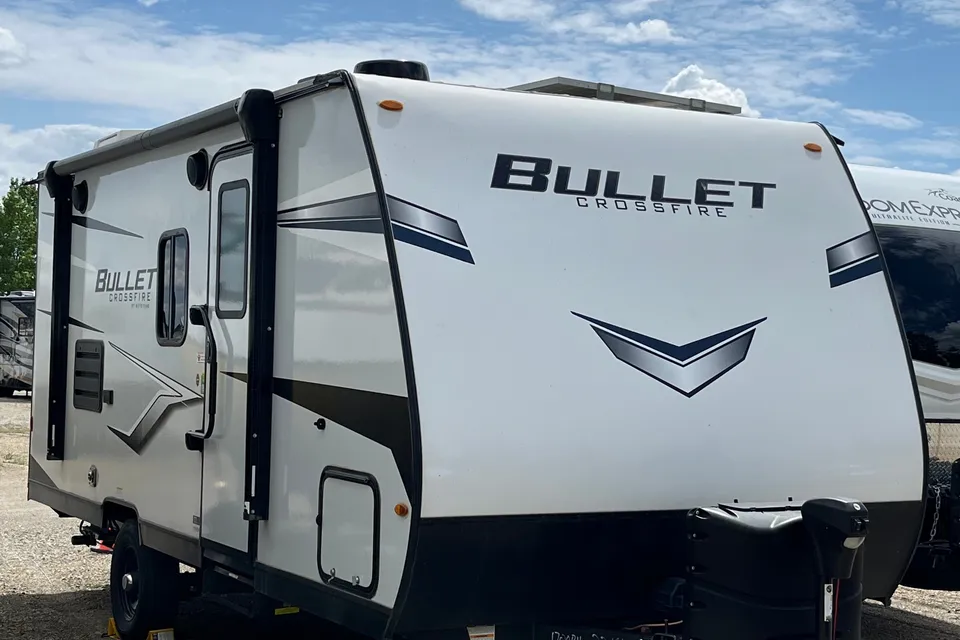 James's Keystone 1700BH Travel Trailer