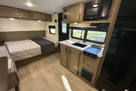 2025 Cherokee 17JWBL Black Label by RV Phoenix LLC