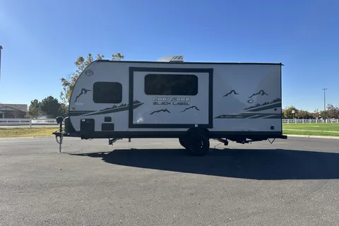 2025 Cherokee 17JWBL Black Label by RV Phoenix LLC