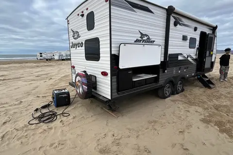Gustavo's Jayco Jayco jay flight slx8 Travel Trailer