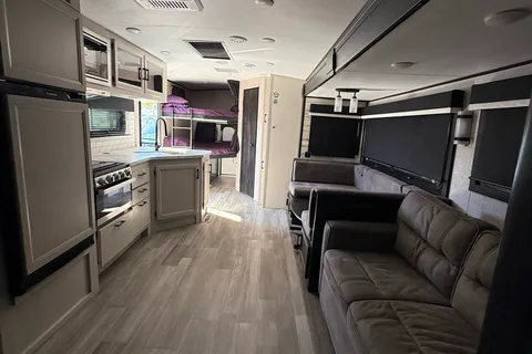 2023 JAYCO WHITE HAWK - Brand new a fully equipped