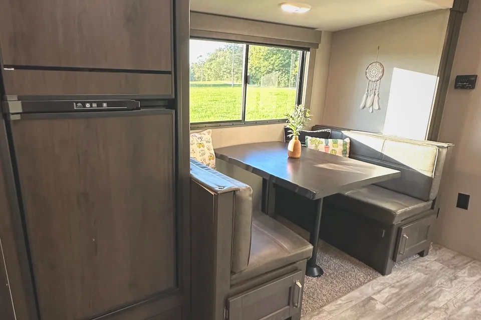 Paradise Hideaway | Delivered RV Rental | Sleeps 6