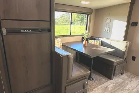 Paradise Hideaway | Delivered RV Rental | Sleeps 6