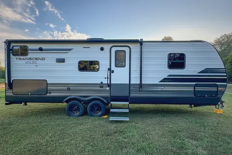 Paradise Hideaway | Delivered RV Rental | Sleeps 6