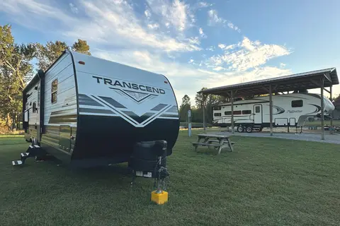 Paradise Hideaway | Delivered RV Rental | Sleeps 6