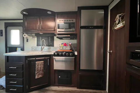 Julie's Jayco Jayflight Travel Trailer