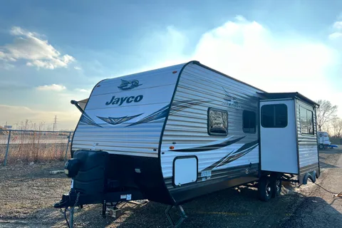 Julie's Jayco Jayflight Travel Trailer