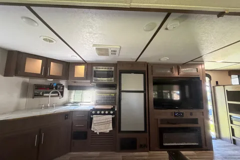 Harley's Keystone Hideout Travel Trailer