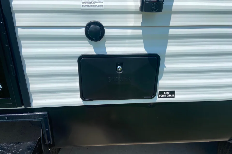 Louisa's KZ 261 BHKSE Travel Trailer