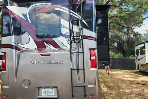 2023 CONVENIENT & EASY TO DRIVE RV!!! MIRAMAR...