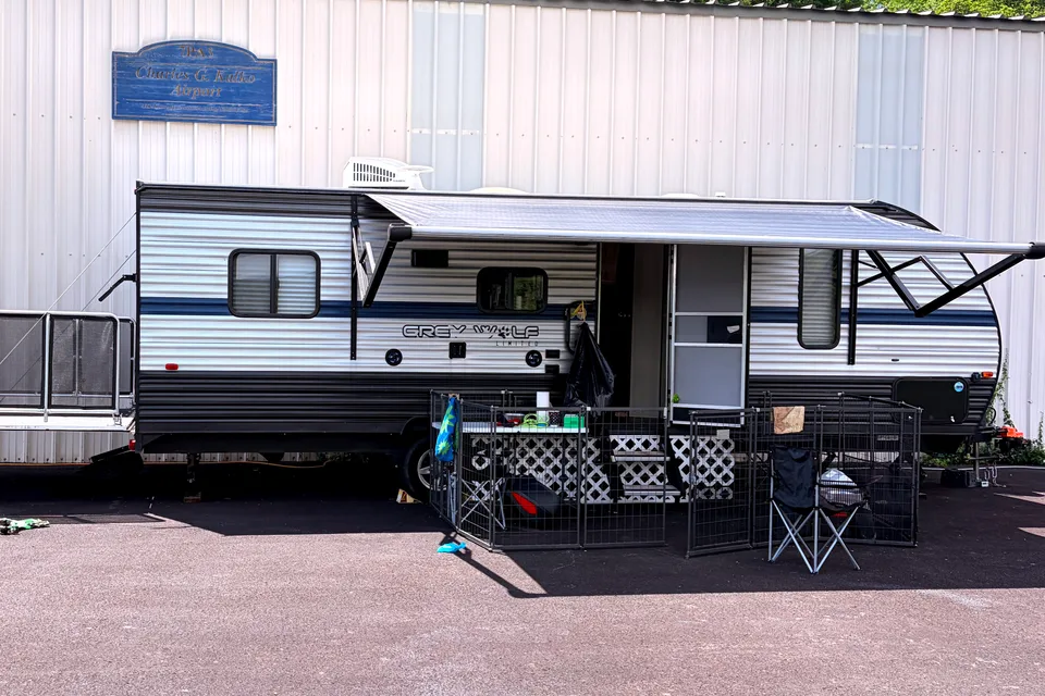 Forest River Cherokee Grey Wolf 22RR Toy Hauler
