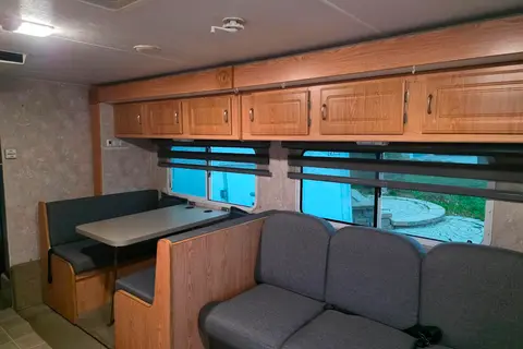 Le béluga - Coachmen Ford Classe C 31'