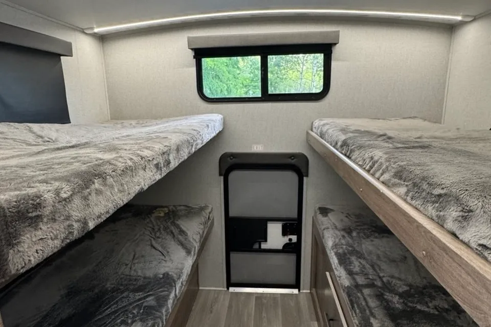 2024 Grand Design Imagine *Bunkhouse*