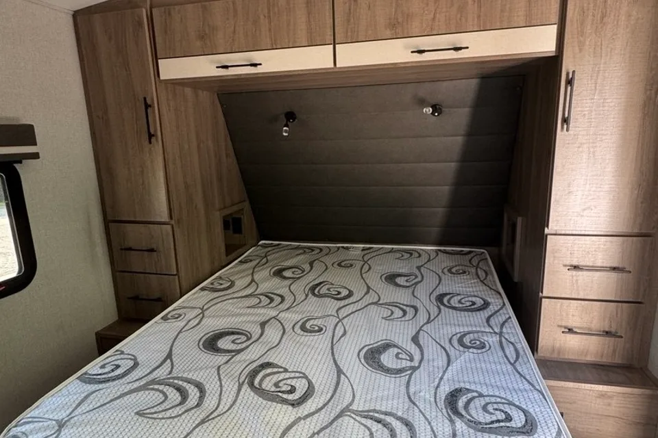 2024 Grand Design Imagine *Bunkhouse*