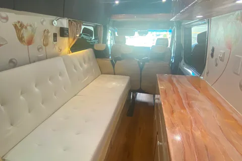 Mercedes Sprinter 2021 Class B (SIERRA)