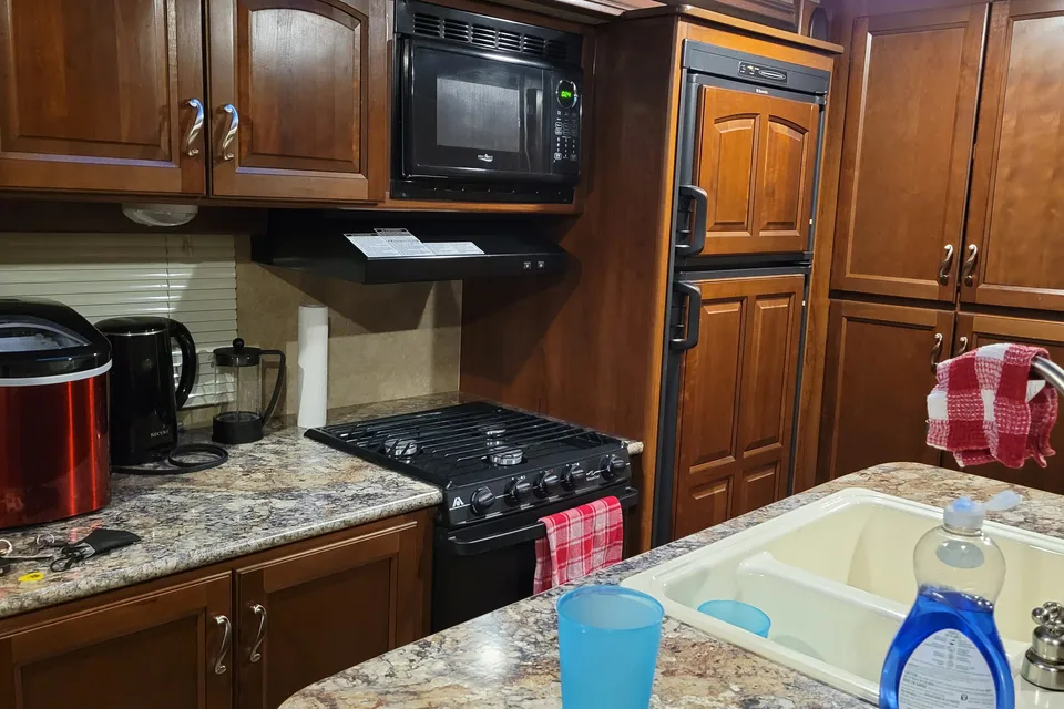 Lucas's Forest River Tracer Ultra Lite Touring Travel Trailer