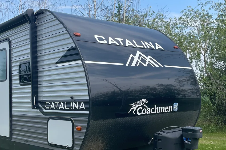 Jessie's Coachmen Summit Series Travel Trailer