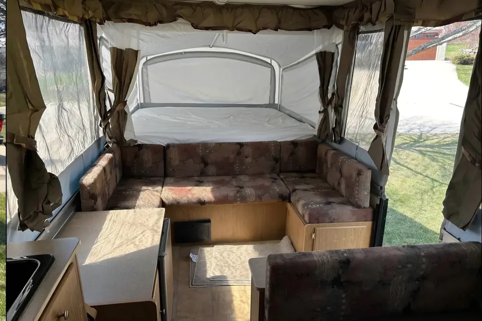 Kris's Fleetwood Sunvalley Tent Trailer