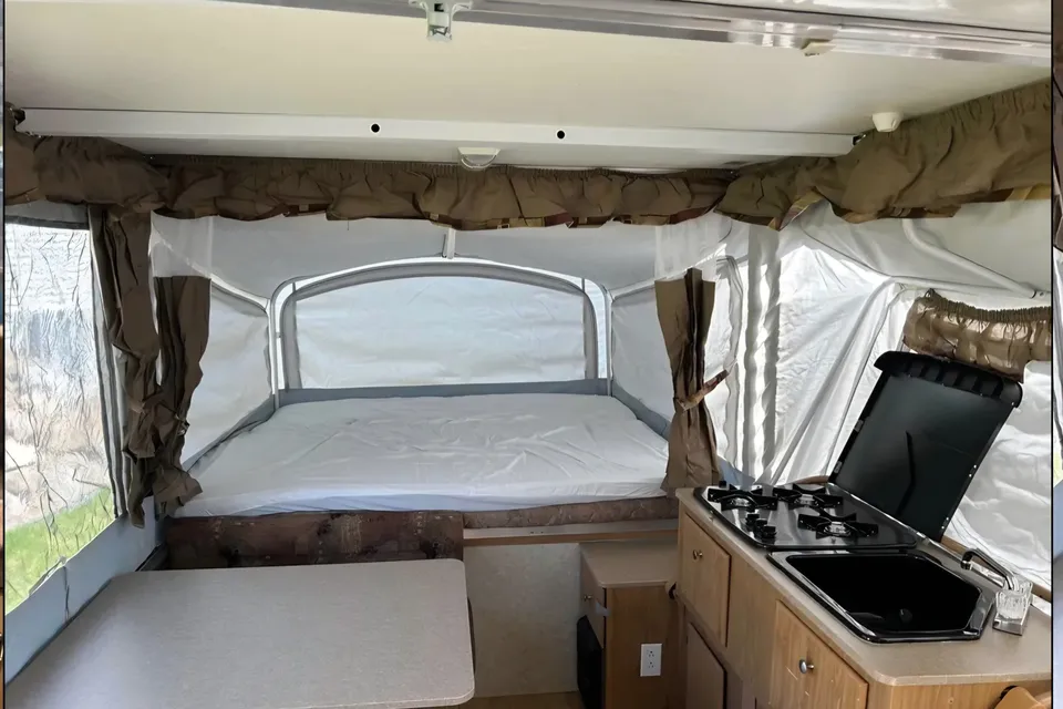 Kris's Fleetwood Sunvalley Tent Trailer