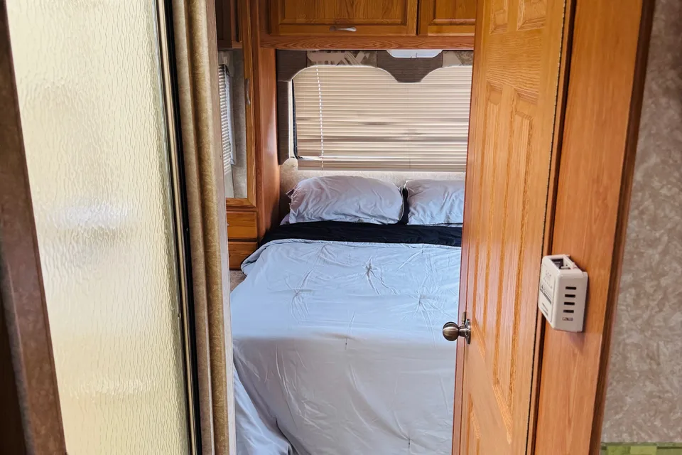 🔥Super fun road trip with 5 ⭐️Motor-home🔥