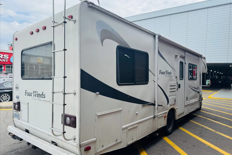 🔥Super fun road trip with 5 ⭐️Motor-home🔥