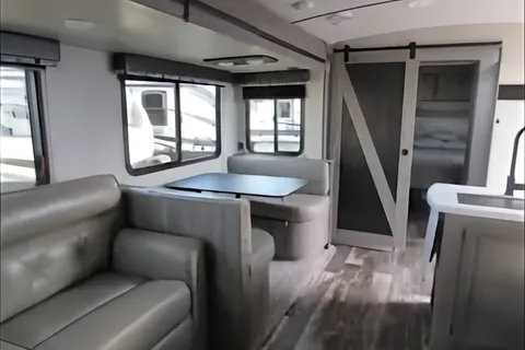 Randy's Keystone Outback 281ubh Travel Trailer
