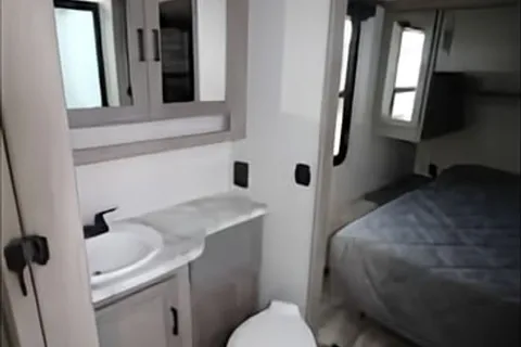Randy's Keystone Outback 281ubh Travel Trailer