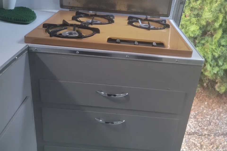 brett's Alumacoach 12ft Micro Trailer