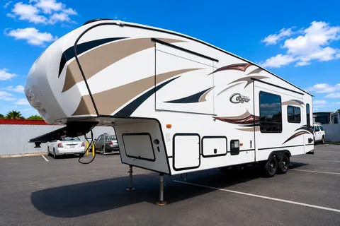 Jacob & Hannah's Cozy Keystone Cougar 29 RLI Fifth Wheel