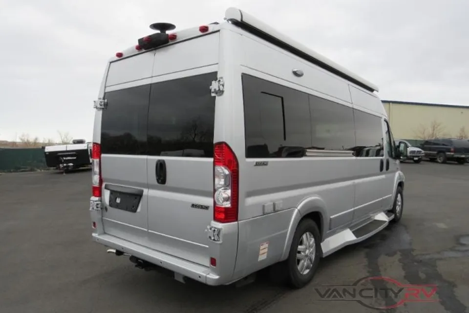Ram legend promaster 2024 Class B