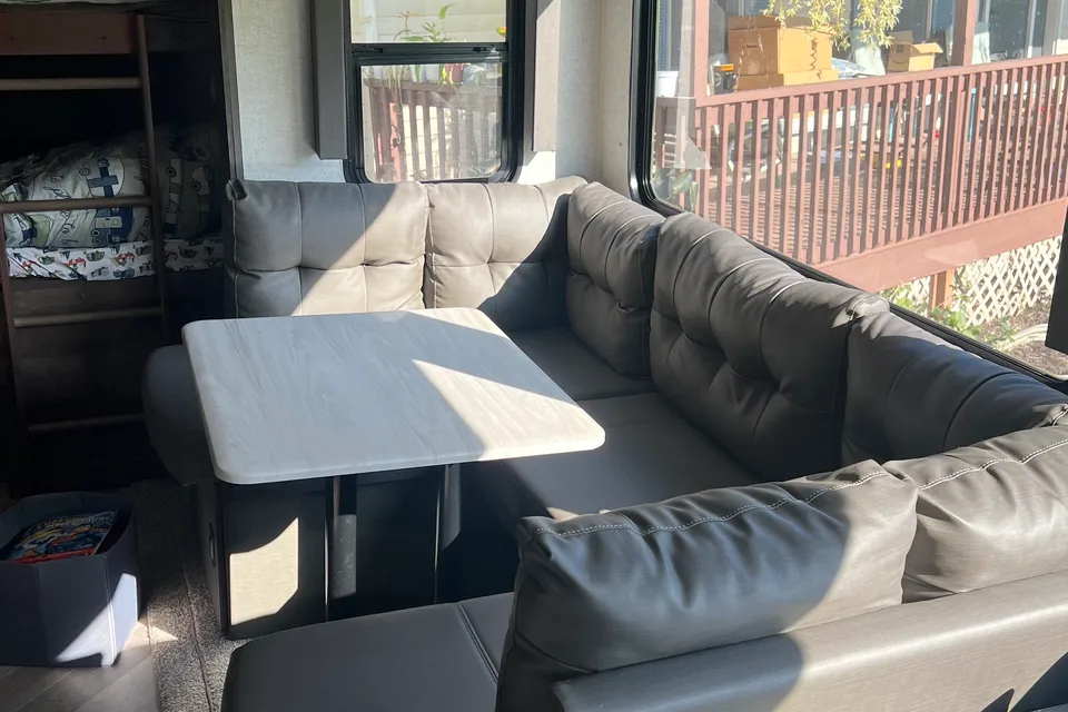 Forest River 26dbud Travel Trailer