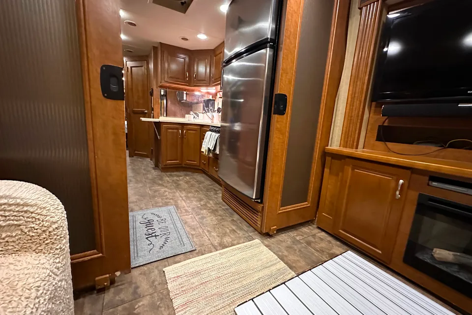 Thor Challenger motor home with great living area