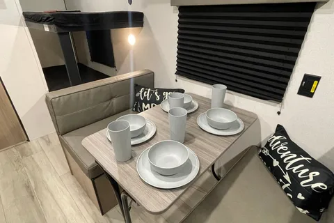 Ed's Keystone Coleman 17b Travel Trailer