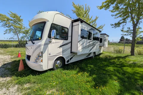 Jamie's Thor Motor Coach ace Class A