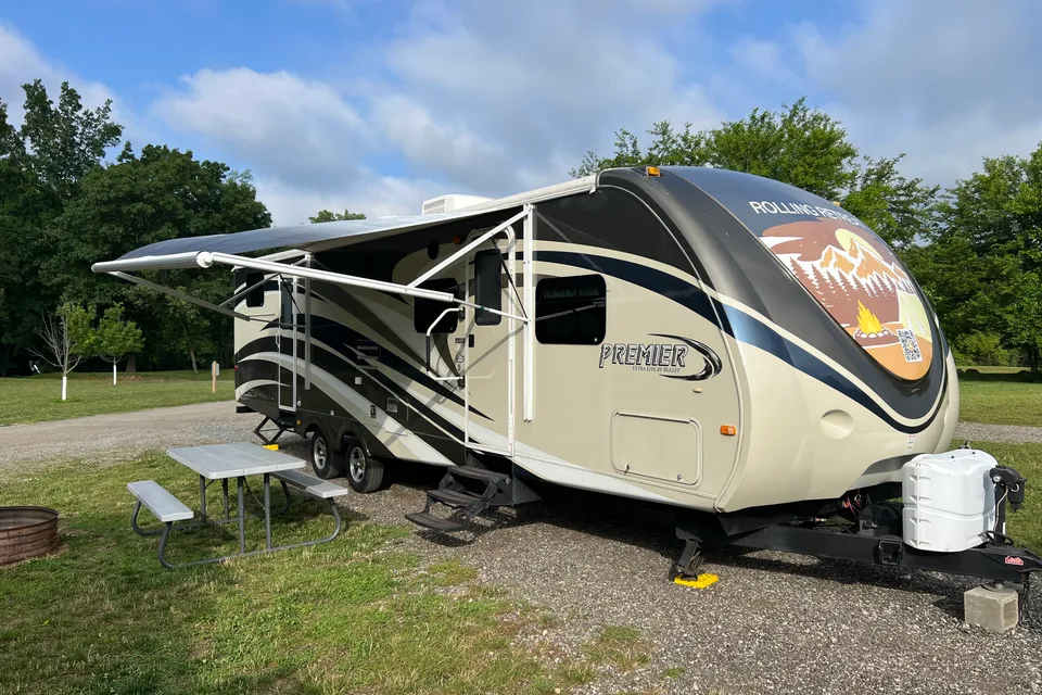 Rolling Retreat, Keystone Bullet Premier 31 BHPR Travel Trailer
