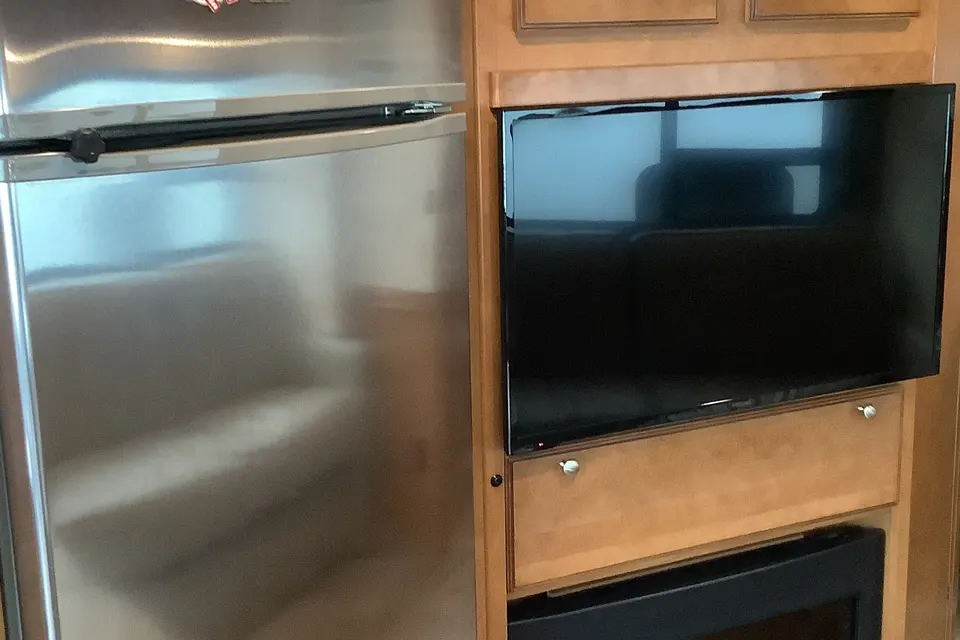 Swans Winnebago VISTA 35F LX Class A