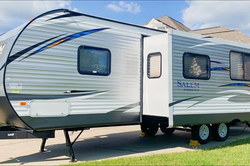 Nicholas's Forest River Salem 30KQBSS Travel Trailer