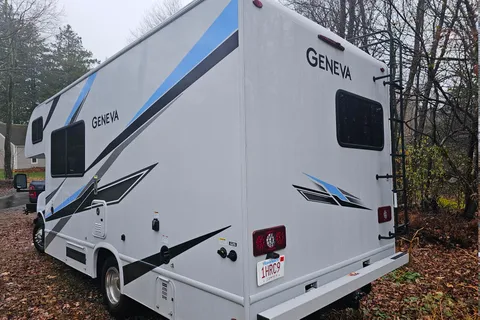Brand New 2024 Geneva 22VT C-Class Easy Glamper