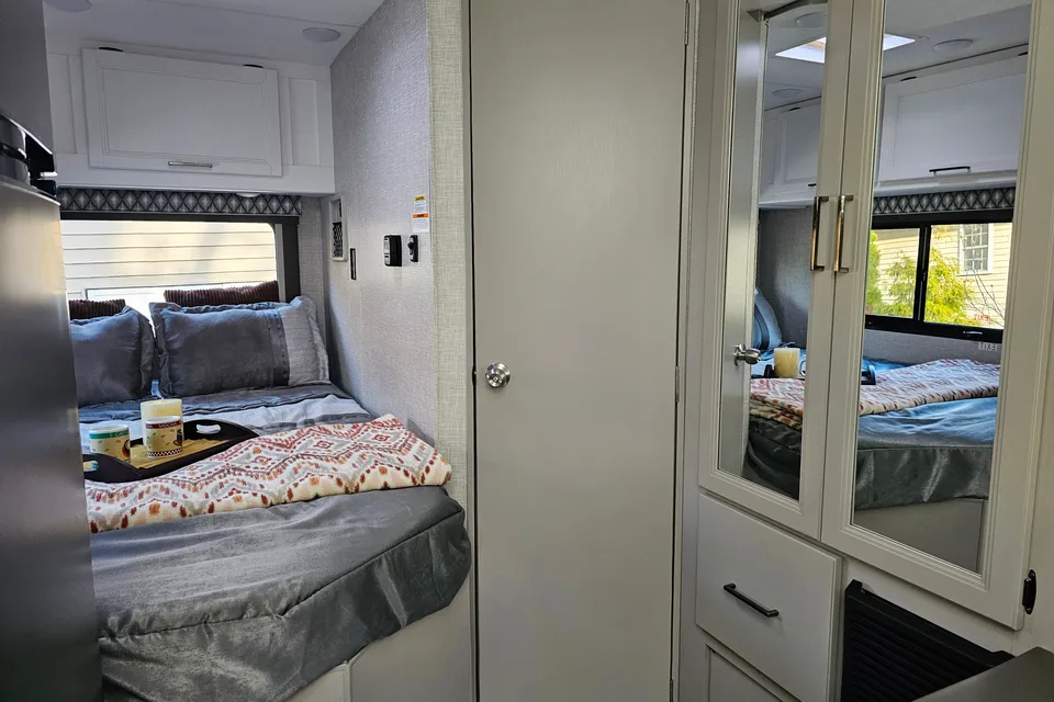 Brand New 2024 Geneva 22VT C-Class Easy Glamper