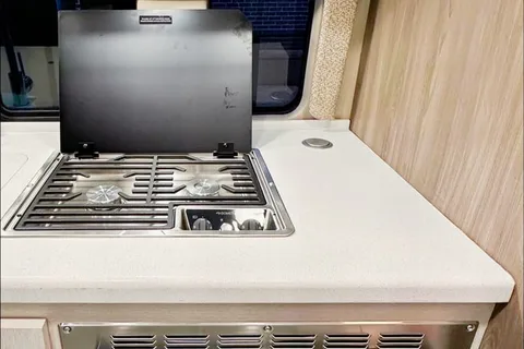 John's Thor Motor Coach Tellaro 20KT Class B
