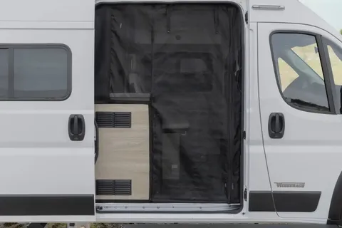 Pristine Winnebago Solis