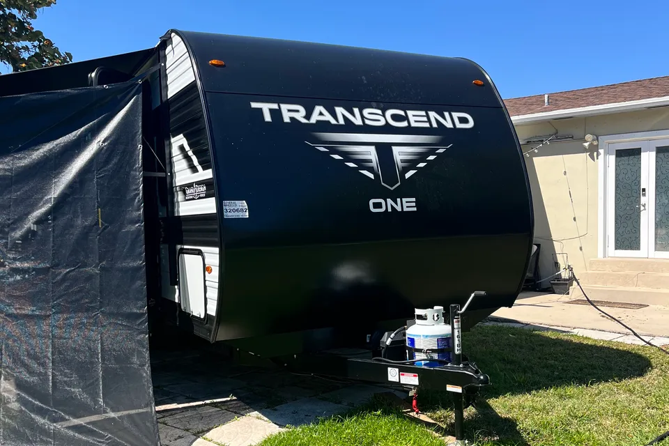 Jonny’s Grand Design Transcend 1 Travel Trailer