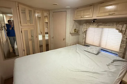 THE YANNIBAGODZ