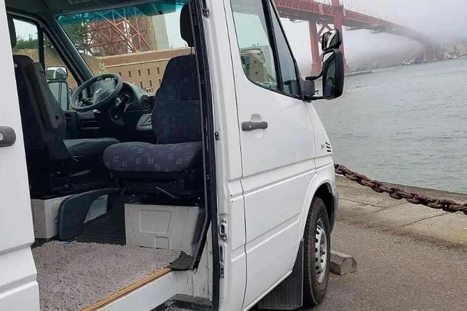 Goose! the HighRoof Sprinter Van