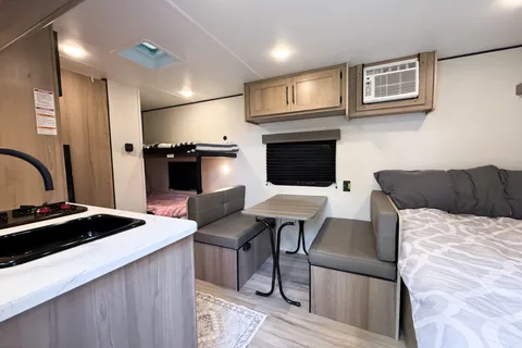 Family Memories Keystone Coleman 17B Travel Trailer