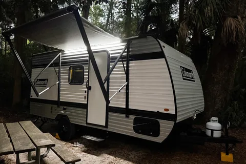 Family Memories Keystone Coleman 17B Travel Trailer