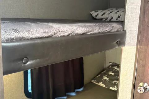 Island Explorer - Jayco Jay Flight Travel Trailer